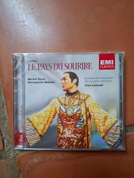 CD neuf "le pays du sourire"