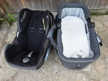nacelle et siège auto bébé
