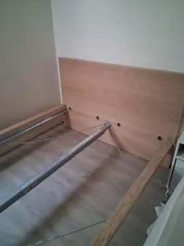 lit IKEA modèle MALM 2 places