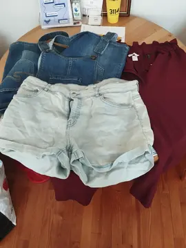 Lots de vêtements féminins 42-44