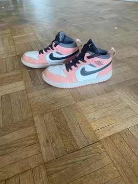 Chaussures enfant BON ETAT