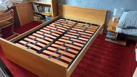 literie complète: bois de lit - sommier - matelas