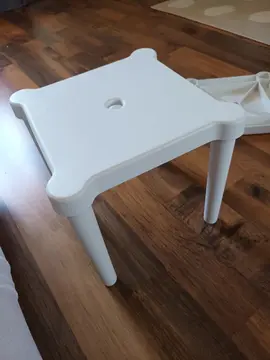 Deux tabourets enfants neufs