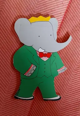 Figurine Babar en bois
