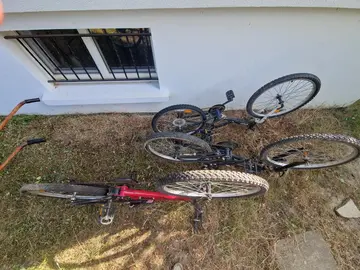 3 vélos pour pièces