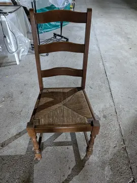 Lot de 8 chaises bois