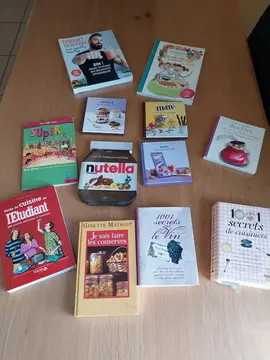 lot de livres de cuisine