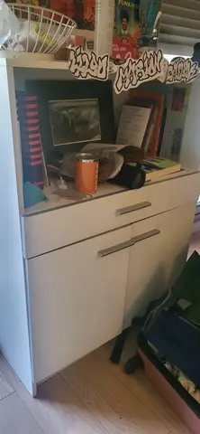 Petit meuble mélaminé