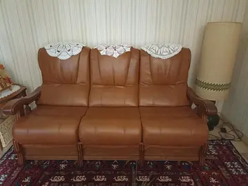 Canapé 3 places convertible + 2 fauteuils