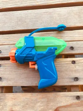 pistolet à eau