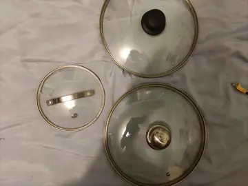 3 couvercles en verre