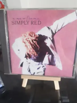 cd simply red