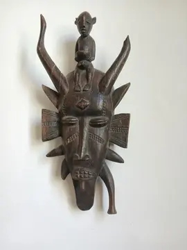 masque africain en bois