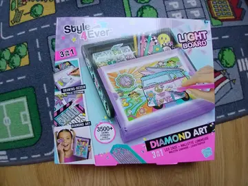Set de dessin avec strass