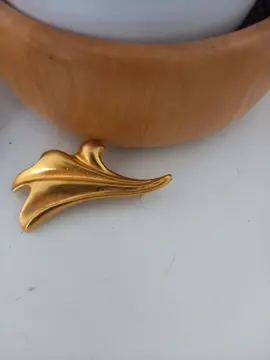 broche doree