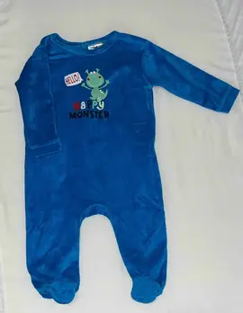 pyjama et teeshirt bebe