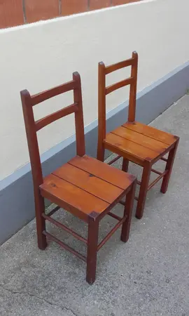 urgent - 2 chaises en bois
