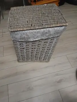 panier de linge en osier