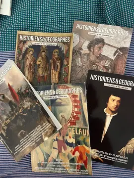 Lot de revues Historiens et Géographes
