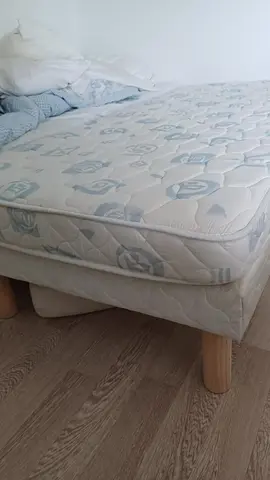 matelas et sommier 90×180