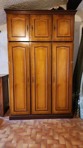 lit escamotable armoire