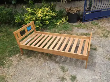 lit enfant Ikea 76 x 160cm