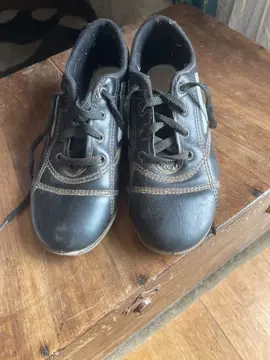 Baskets pointure 39
