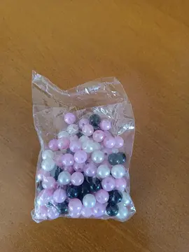 sachet de petites perles