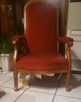 2 fauteuils voltaire à rénover mais bois ok