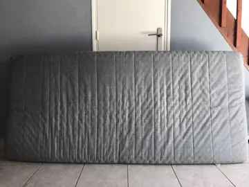 sommier +matelas 1 place