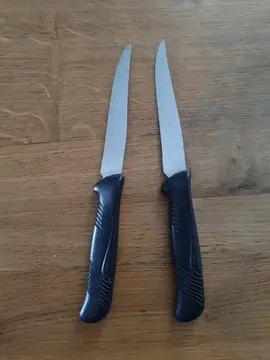 Deux couteaux