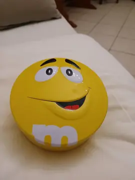 BOITE M & M