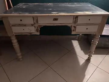 bureau à restaurer