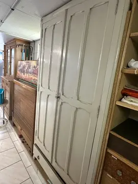 armoire ancienne