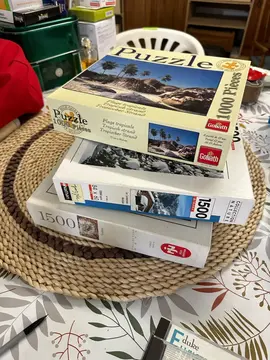 Lot d’une vingtaine de puzzles