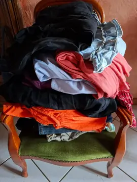 lot de vêtements
