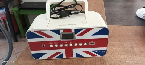 Lecteur CD + clé USB portatif
