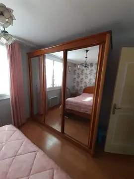 Meuble de rangement _Penderie