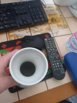 petit vase en porcelaine