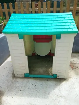 maison de jardin pour enfants