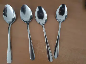 4 cuillères à soupe