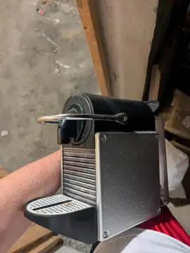 cafetière Nespresso argenté