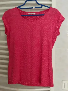Tee shirt