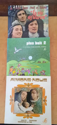 3 disques vinyle 45 tours chants religieux