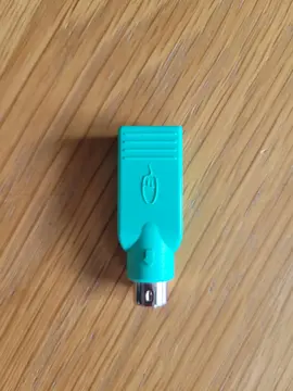 Adaptateur USB/ps2 il me semble