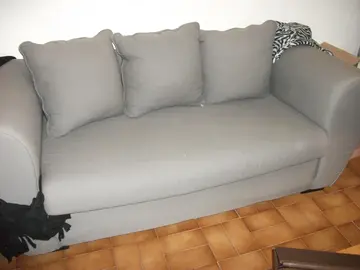 Petit canapé convertible en tissu