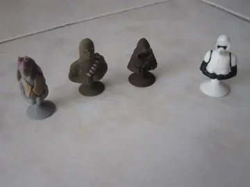 Mini figurines ventouse