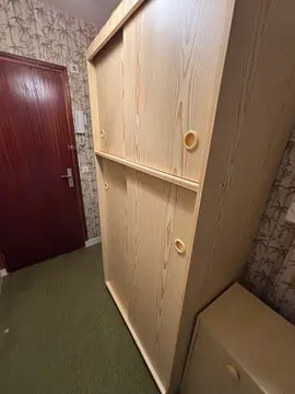 Armoire