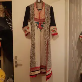 Tunique longue ouverte sur les côtés n° 2 - Taille M