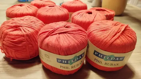 8 pelotes de coton "Phil Ruban"
